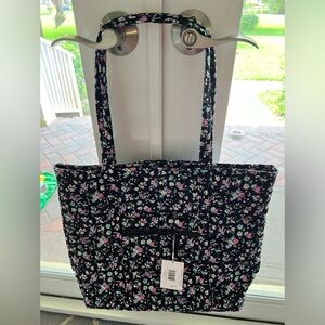 Vera Bradley Tote in Botanical Ditsy-NWT
